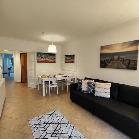 Albufeira Valley 2 With Pool By Homing Exterior foto